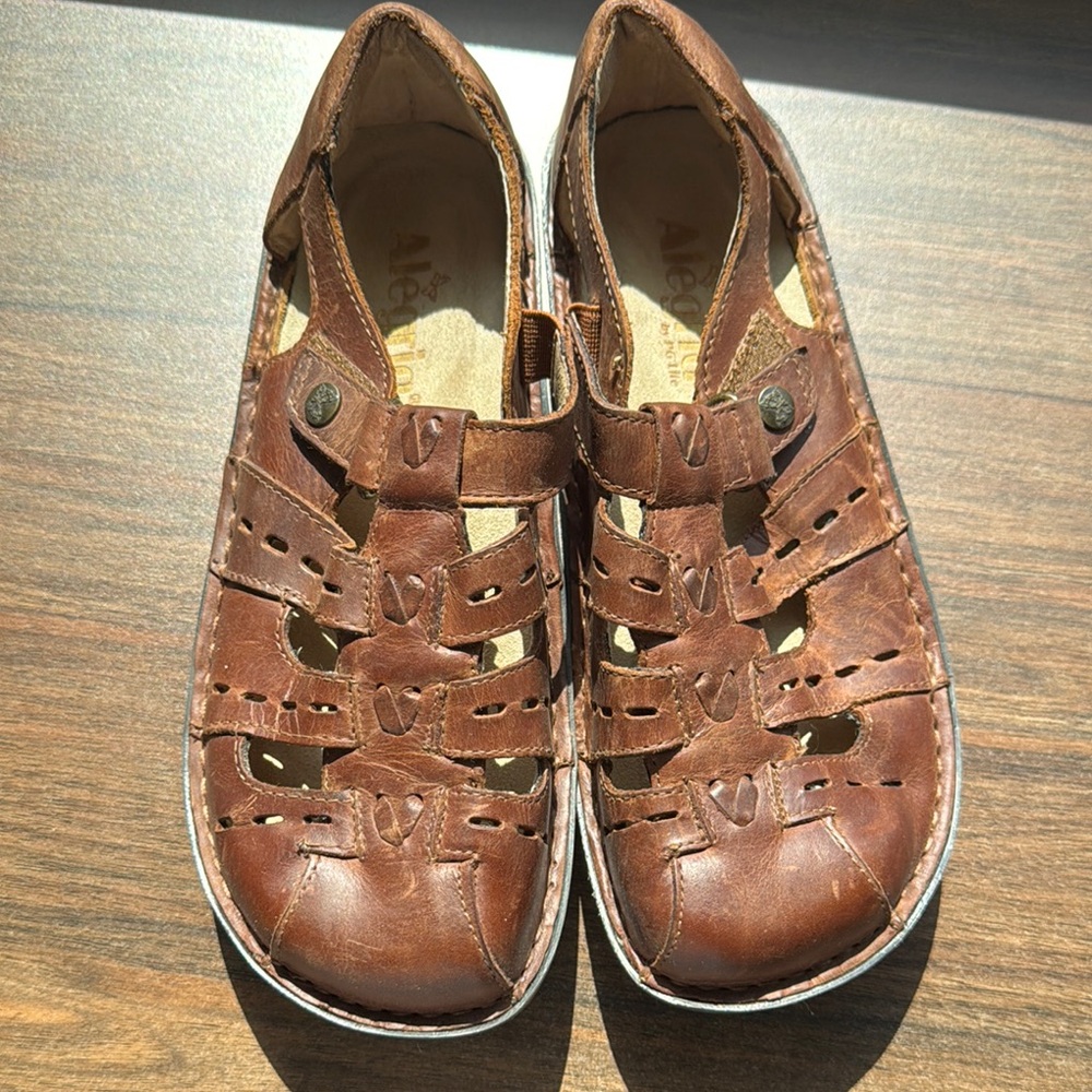 Alegria Brown Leather Sandals size 37 (US 7-7.5) Pesca style